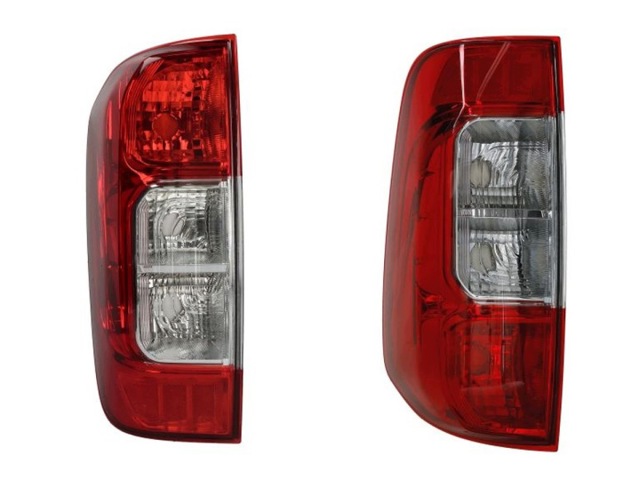 Ліхтар задній правий 265504KH0A NISSAN