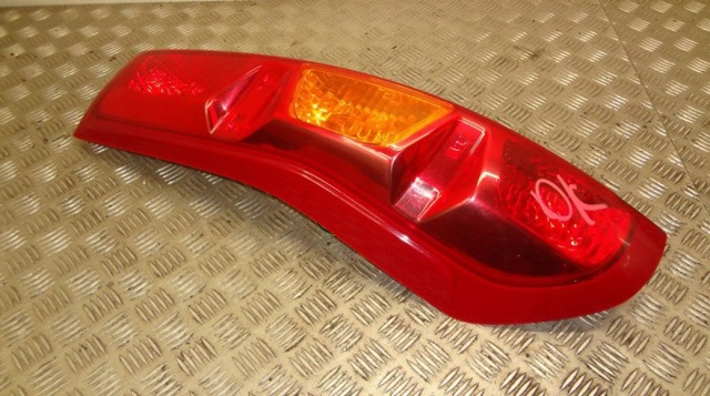 Задня ліва фара 26559JG00B NISSAN