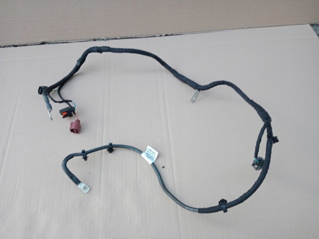 Кабель плюсової клеми акумулятора (АКБ) 2Q0971349QT VAG