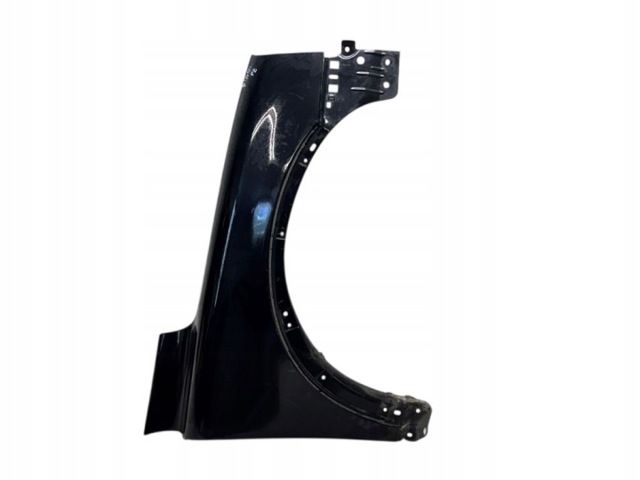 Переднє праве крило 30796495 VOLVO