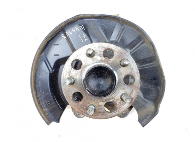 Цапфа права 4230476030 TOYOTA