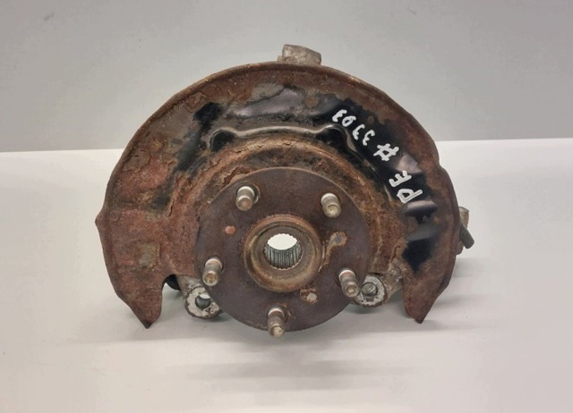 Цапфа поворотна права 4320147010 TOYOTA