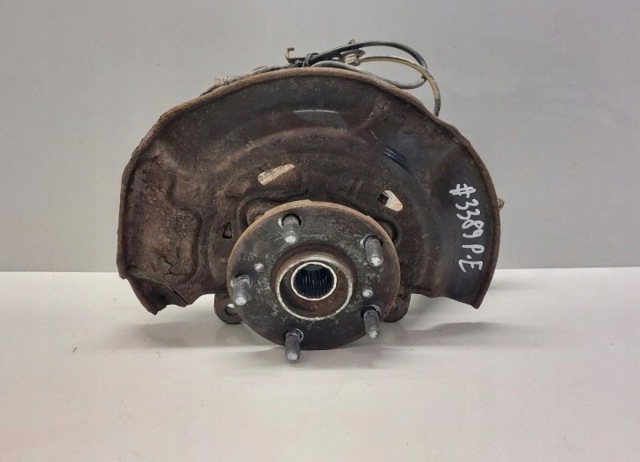 Цапфа поворотна права 4321105090 TOYOTA