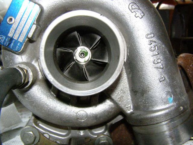 Турбонаддув 504071260 FIAT