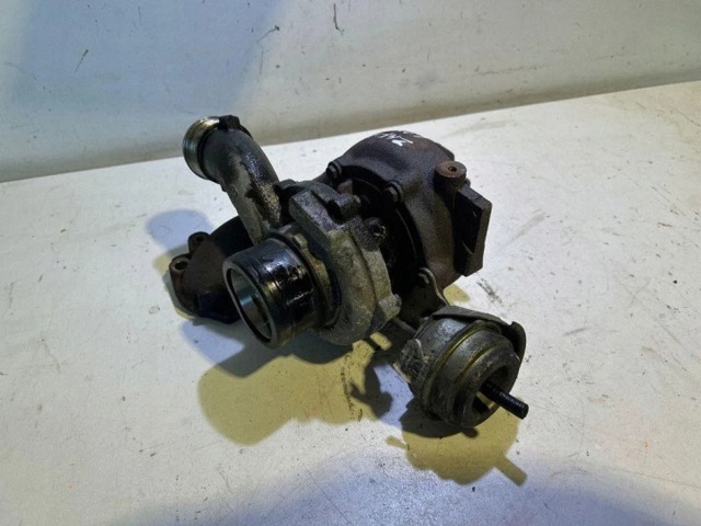 Турбонаддув 55205179 OPEL