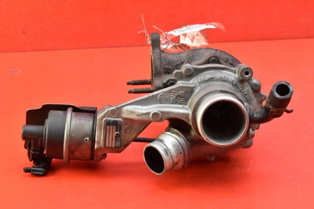 Турбонаддув 55486151 OPEL