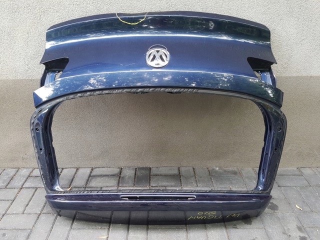 Треті двері Volkswagen Tiguan I