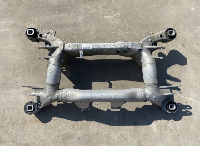 Балка задньої підвіски, підрамник 6762083 BMW