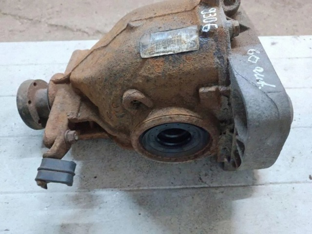 Міст середній в зборі 7526932 BMW