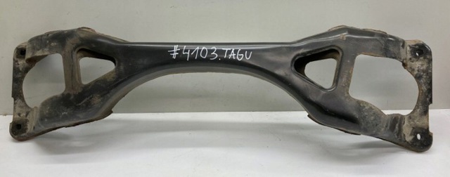 Балка задньої підвіски (підрамник) верхній 7L0512369B PORSCHE