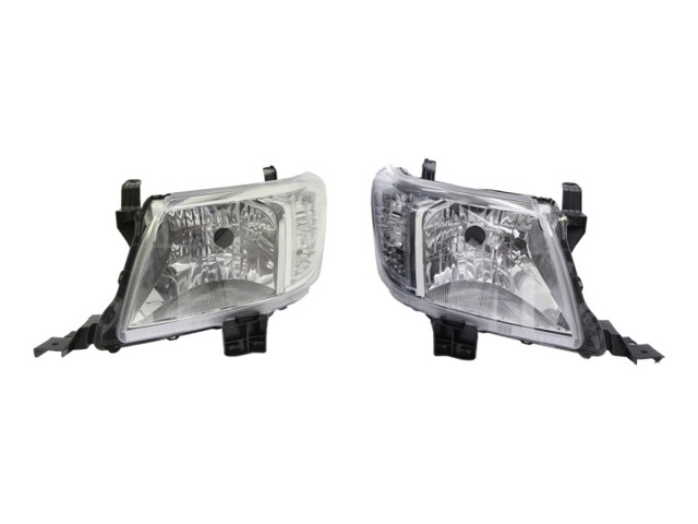 Фара передня права 811100K440 TOYOTA