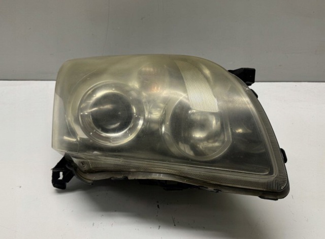 Права блок фара 8113005240 TOYOTA