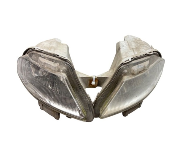 Туманка права 8121150090 TOYOTA
