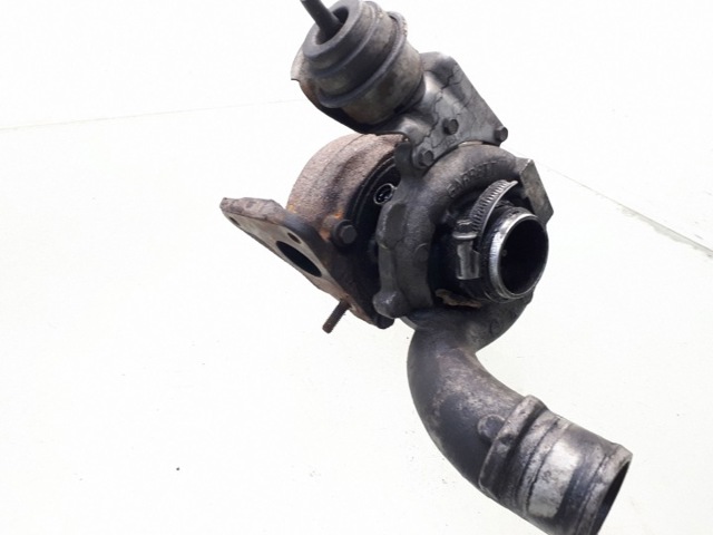 Турбонаддув 8200332125 RENAULT