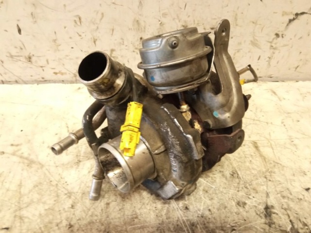 Турбокомпресор 8200638766 NISSAN