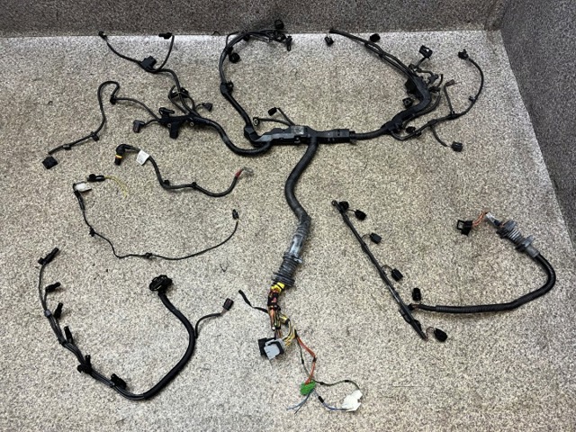 Електропроводка моторного віддсіка 8511878 BMW