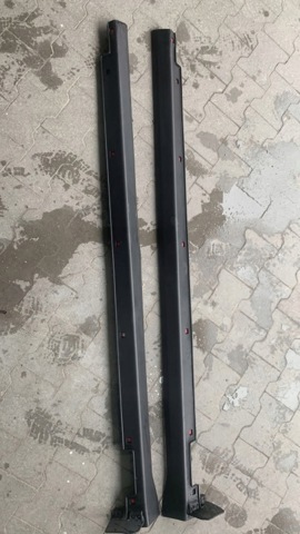 Накладка зовнішня (молдинг) порога, лівий 87751C5000 HYUNDAI
