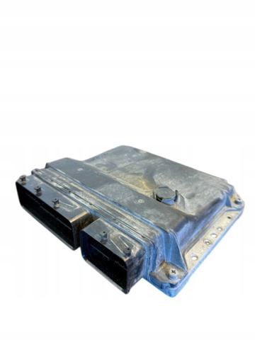 Блок електронного управління 8966105D12 TOYOTA
