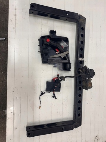 Блок керування фаркопом 8K0907383E VAG
