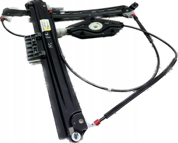 Склопідйомник передньої правої двері 8T0837462B VAG
