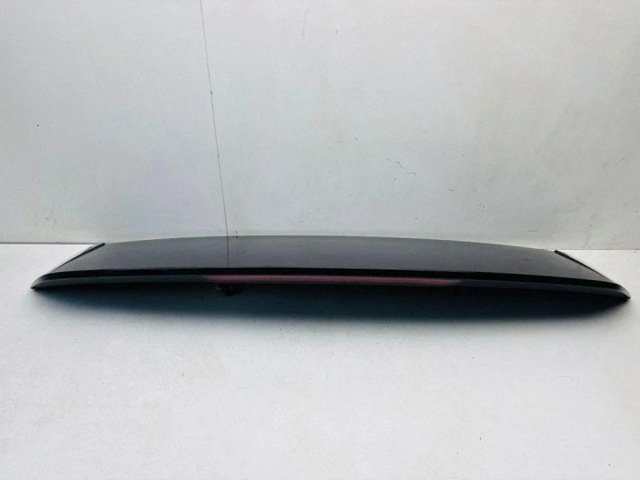 Крило на багажник 8U0827933 VAG