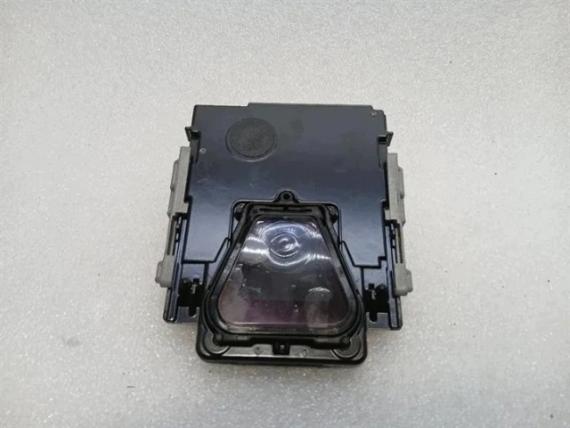 Камера заднього виду 8W6907217D VAG