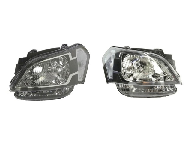 Фара передня права 921022K010 HYUNDAI