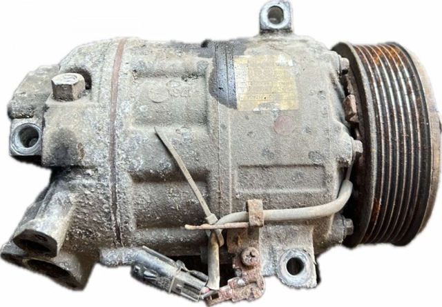 Компресор системи кондиціювання 926001DA0A NISSAN