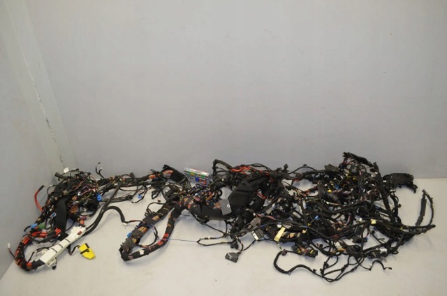Коробка запобіжників 9350313 BMW
