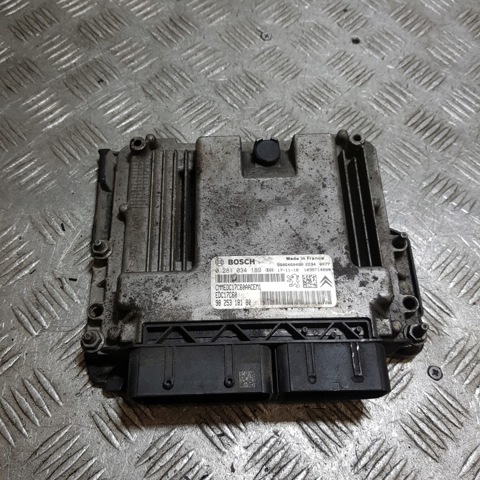 Комп'ютер двигуна 9806460480 PEUGEOT