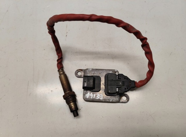 Датчик оксидів азоту NOX A0009056104 MERCEDES