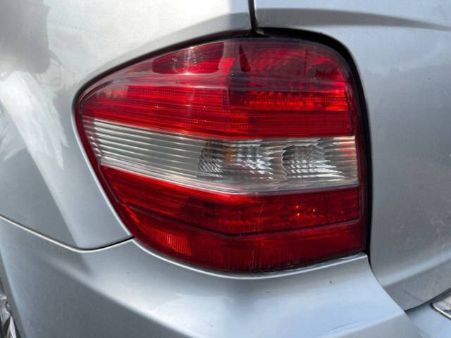 Задня ліва фара A1648200164 MERCEDES
