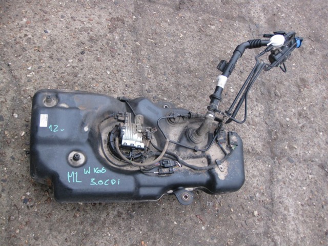 Бак AD BLUE A1664703701 MERCEDES
