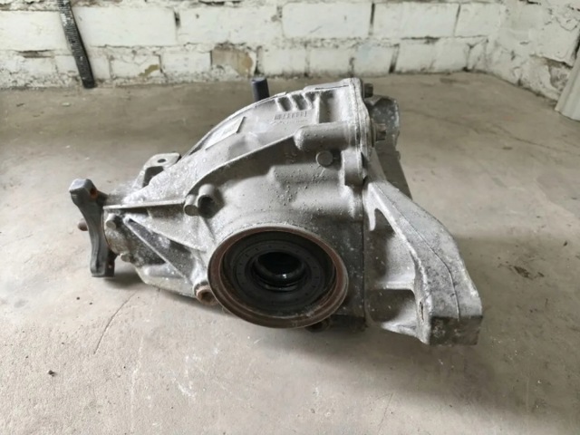 Редуктор заднього моста A2053506718 MERCEDES