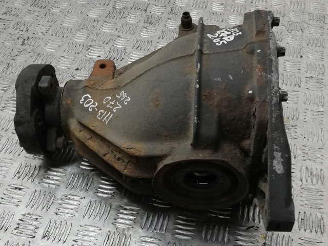 Кришка редуктора заднього A2103513008 MERCEDES