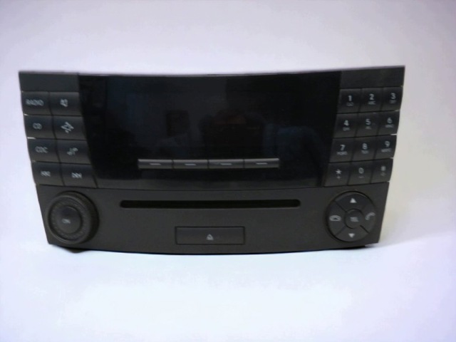 Магнітола A2118209789 MERCEDES