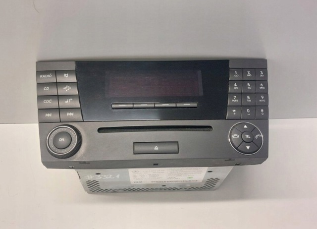 Магнітола A2118702889 MERCEDES