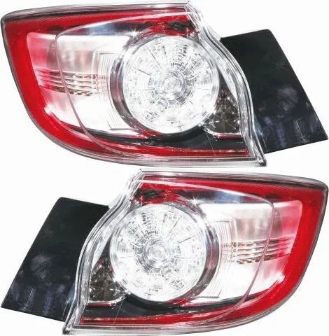 Фара задня права зовнішня BCW951150C MAZDA