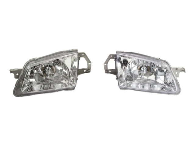 Блок фара ліва BJ1W51040B MAZDA
