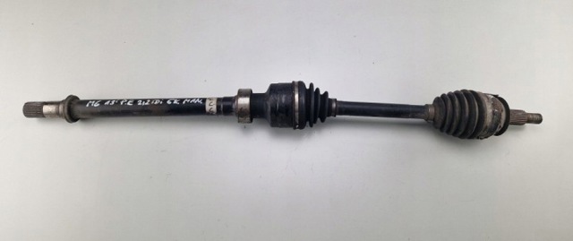 Привід передній правий GD782550XC MAZDA