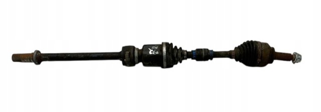 Піввісь передня, права GG6225500A MAZDA
