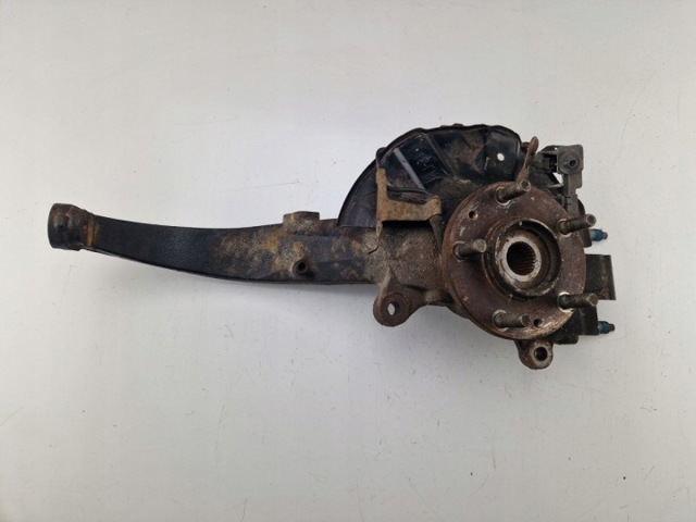 Кулак поворотний передній лівий GS1D33031 MAZDA