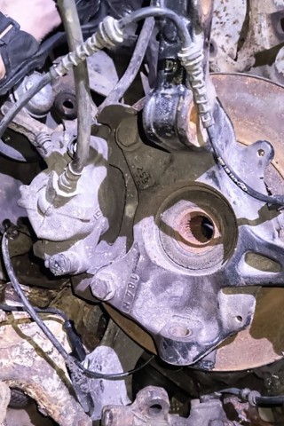 Цапфа поворотного кулака 400140080R RENAULT