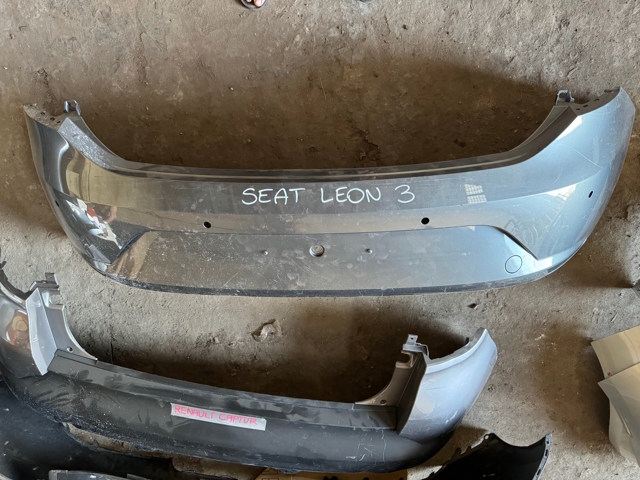 Буфер (бампер) задній 5F0807421A VAG