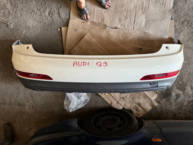 Кожух бампера заднього 8U0807385A VAG