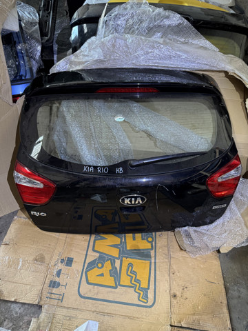 Ліхтар задній внутрішній правий 924041W2 HYUNDAI
