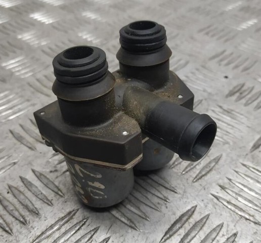 Кран пічки (обігрівача) A0048302084 MERCEDES