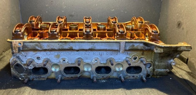 Головка блоку циліндрів A1110162101 MERCEDES