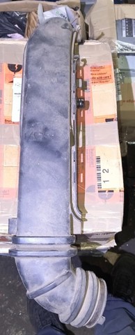 Патрубок витратоміра повітря A1111402512 MERCEDES