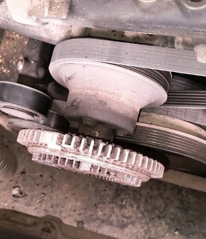 Шків водяного насоса A1112020410 MERCEDES